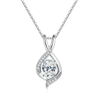 Elegant silver necklace with a central diamond pendant